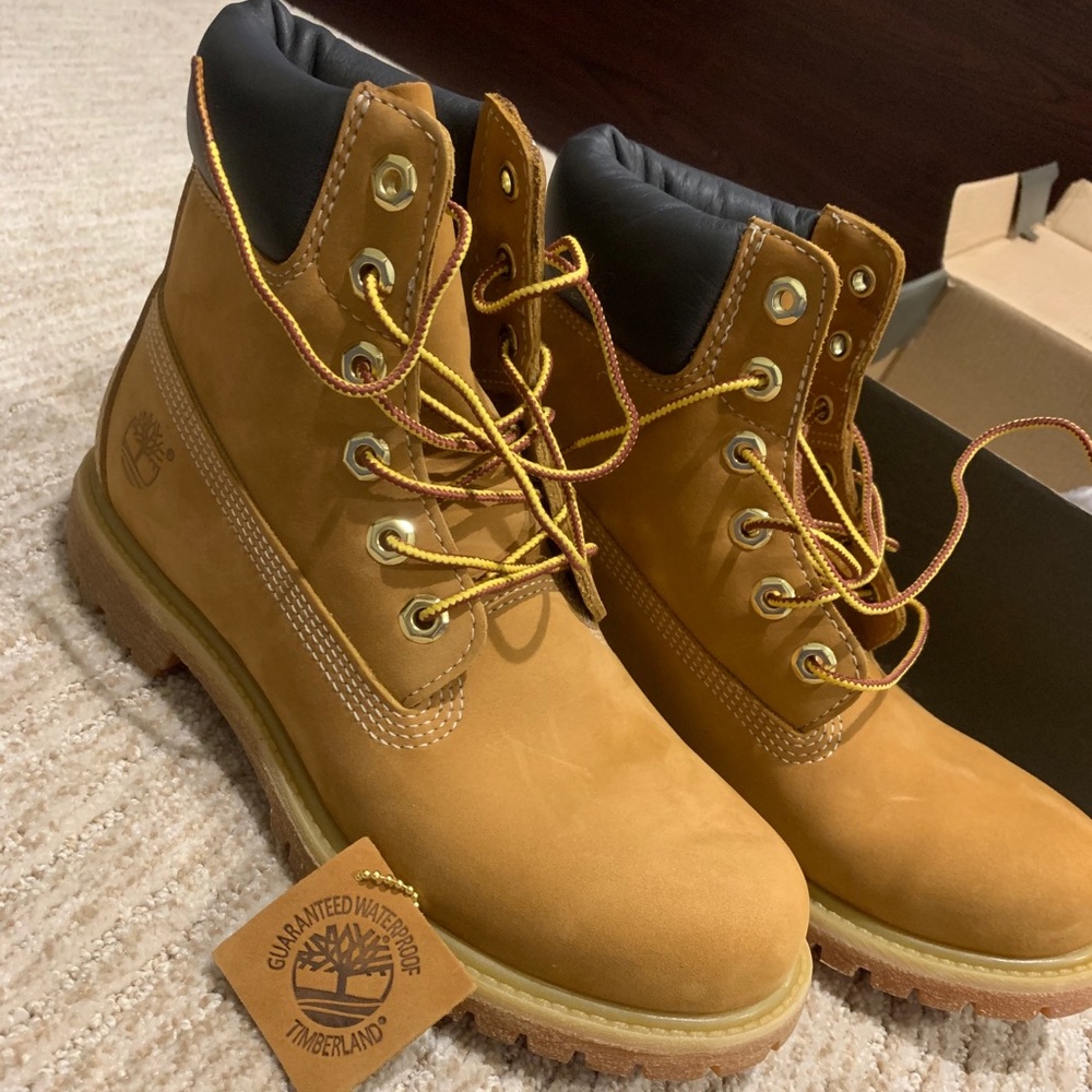 Women's Waterproof Timberlands (size 8), new